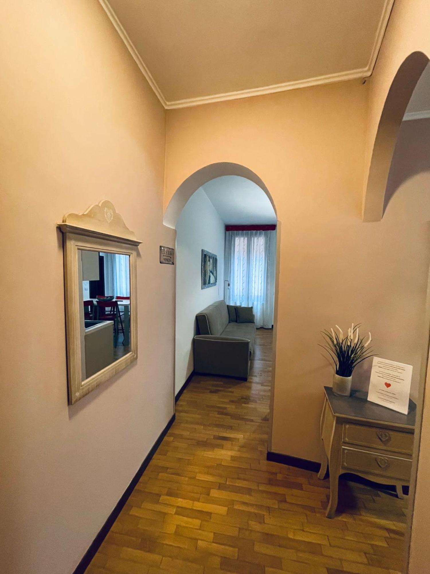 Ca' Torretta - San Marco Apartment Venetië Buitenkant foto